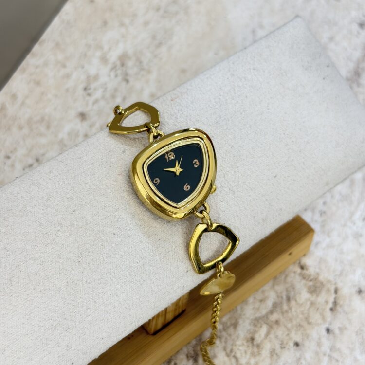 Bracelet watch