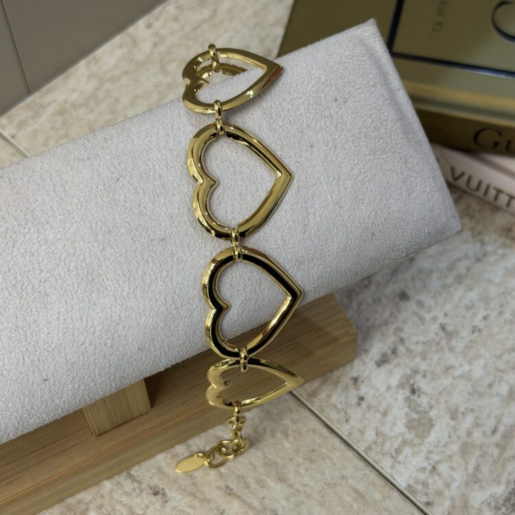Big hearts bracelet gold