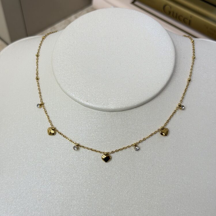 Multiple hearts necklace gold