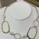 Zeya gold necklace