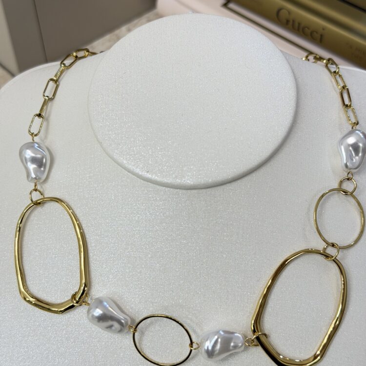 Zeya gold necklace